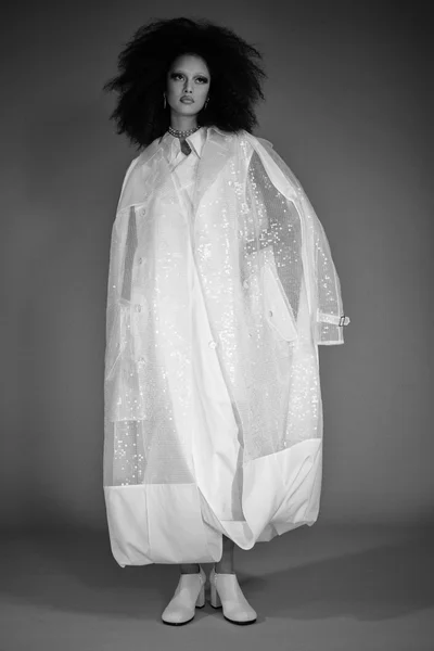 Look 13